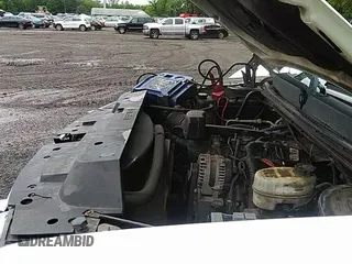 ✅ 2013 GMC Sierra 2500HD SLE • VIN: 1GT120CG0DF189677 • Lot: 42514266. Listed on IAAI with 127,978 mi. Free auction sales archive from the USA and detailed vehicle history report at DreamBid. Image 19.