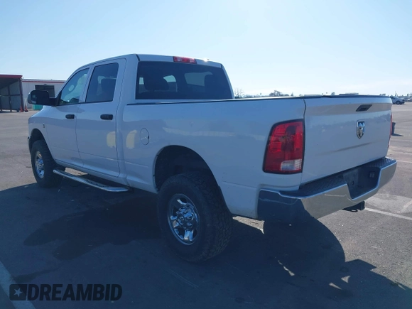 ✅ 2012 Ram 2500 ST • VIN: 3C6UD5CL3CG295367 • Lot: 44292958. Listed on IAAI with 189,734 mi. Free auction sales archive from the USA and detailed vehicle history report at DreamBid. Image 3.