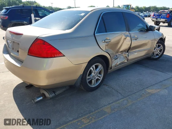 ✅ 2006 Honda Accord EX • VIN: 1HGCM56776A139114 • Lot: 45126288. Wystawiony na IAAI z przebiegiem 250 233 mil. Bezpłatny archiwum sprzedaży aukcyjnych z USA i szczegółowy raport historii pojazdu na DreamBid. Zdjęcie 4.