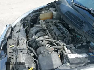 ✅ 2013 Ford Fiesta SE • VIN: 3FADP4BJXDM203772 • Лот: 42627101. Опубликован ранее на IAAI с пробегом 123 059 миль. Бесплатный доступ к архиву аукционных продаж из США и подробный отчёт об истории автомобиля на DreamBid. Изображение 13.