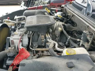 2006 Dodge Dakota Laramie with VIN 1D7HE58N26S713938, listed as a IAAI auction lot 42228131 with 175,608 mi miles and . Bid and sale history available at DreamBid. Image 19.