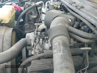 ✅ 1999 Ford F-250 • VIN: 1FTNF21S8XED47833 • Lot: 42926003. Wystawiony na IAAI z przebiegiem 127 295 mil. Bezpłatny archiwum sprzedaży aukcyjnych z USA i szczegółowy raport historii pojazdu na DreamBid. Zdjęcie 12.