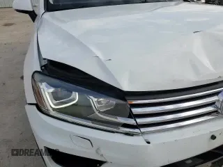 ✅ 2016 Volkswagen Touareg Sport • VIN: WVGEF9BP9GD005988 • Lot: 87360354. Listed on Copart with 93,435 mi. Free auction sales archive from the USA and detailed vehicle history report at DreamBid. Image 14.