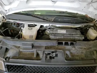 ✅ 2021 Chevrolet Express Cargo • VIN: 1GCWGAFP2M1304351 • Lot: 70300675. Wystawiony na Copart z przebiegiem 116 984 mil. Bezpłatny archiwum sprzedaży aukcyjnych z USA i szczegółowy raport historii pojazdu na DreamBid. Zdjęcie 13.