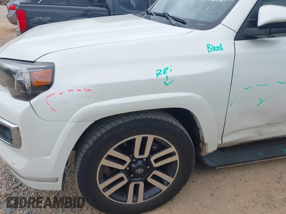 ✅ 2019 Toyota 4Runner Limited • VIN: JTEZU5JR6K5209072 • Lot: 43387054. Wystawiony na IAAI z przebiegiem 107 843 mil. Bezpłatny archiwum sprzedaży aukcyjnych z USA i szczegółowy raport historii pojazdu na DreamBid. Zdjęcie 6.