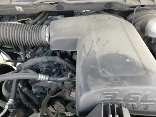 ✅ 2018 Ram 1500 Express • VIN: 1C6RR7KGXJS222736 • Лот: 83953275. Опубликован ранее на Copart с пробегом 119 821 миль. Бесплатный доступ к архиву аукционных продаж из США и подробный отчёт об истории автомобиля на DreamBid. Изображение 16.