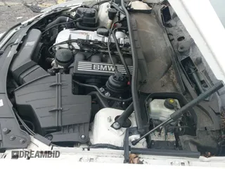 ✅ 2011 BMW 3 Series 328i • VIN: WBAKE5C59BE755214 • Lot: 43719560. Listed on IAAI with 147,340 mi. Free auction sales archive from the USA and detailed vehicle history report at DreamBid. Image 14.