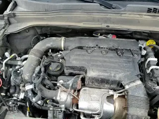 ✅ 2020 Jeep Renegade Trailhawk • VIN: ZACNJBC19LPL42478 • Lot: 55299935. Listed on Copart with 42,355 mi. Free auction sales archive from the USA and detailed vehicle history report at DreamBid. Image 14.