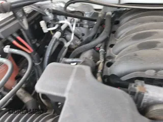 ✅ 2018 Chevrolet Silverado 1500 LTZ • VIN: 3GCUKSEC5JG262474 • Lot: 82337835. Wystawiony na Copart z przebiegiem 109 323 mil. Bezpłatny archiwum sprzedaży aukcyjnych z USA i szczegółowy raport historii pojazdu na DreamBid. Zdjęcie 16.