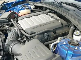 ✅ 2017 Chevrolet Camaro 1SS • VIN: 1G1FE1R77H0119878 • Lot: 42552548. Listed on IAAI with 28,092 mi. Free auction sales archive from the USA and detailed vehicle history report at DreamBid. Image 19.