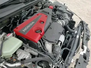 ✅ 2023 Honda Civic Type R • VIN: JHMFL5G42PX003179 • Lot: 57123425. Listed on Copart with 9,724 mi. Free auction sales archive from the USA and detailed vehicle history report at DreamBid. Image 14.