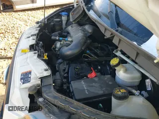 ✅ 2019 Ford Transit • VIN: 1FTYE2CMXKKA84706 • Lot: 41467415. Wystawiony na IAAI z przebiegiem 77 795 mil. Bezpłatny archiwum sprzedaży aukcyjnych z USA i szczegółowy raport historii pojazdu na DreamBid. Zdjęcie 18.