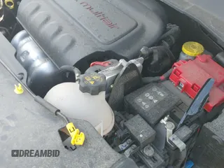 2019 Jeep Compass Limited с VIN 3C4NJDCB1KT696462, выставлен на аукционе IAAI как лот 42959084 с пробегом 28 206 миль миль и . История ставок и продаж доступна на DreamBid. Изображение 19.