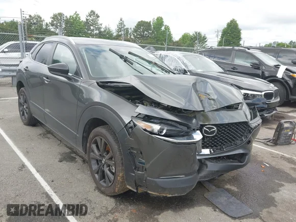 ✅ 2024 Mazda CX-30 S Select Sport • VIN: 3MVDMBBM5RM682867 • Lot: 42258002. Wystawiony na IAAI z przebiegiem 22 935 mil. Bezpłatny archiwum sprzedaży aukcyjnych z USA i szczegółowy raport historii pojazdu na DreamBid. Zdjęcie 1.