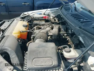 ✅ 2018 Ford F-150 XL • VIN: 1FTMF1CB5JKE60750 • Lot: 43087645. Wystawiony na IAAI z przebiegiem 44 273 mil. Bezpłatny archiwum sprzedaży aukcyjnych z USA i szczegółowy raport historii pojazdu na DreamBid. Zdjęcie 19.