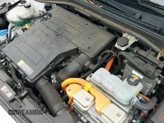 ✅ 2020 Hyundai Ioniq Blue • VIN: KMHC65LC2LU225981 • Lot: 40965219. Wystawiony na IAAI z przebiegiem 55 000 mil. Bezpłatny archiwum sprzedaży aukcyjnych z USA i szczegółowy raport historii pojazdu na DreamBid. Zdjęcie 20.