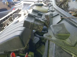 ✅ 2014 Nissan Quest SV • VIN: JN8AE2KP2E9100779 • Lot: 42832432. Listed on IAAI with 114,034 mi. Free auction sales archive from the USA and detailed vehicle history report at DreamBid. Image 13.