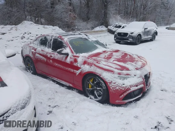 ✅ 2022 Alfa Romeo Giulia Quadrifoglio • VIN: ZARFAMEVXN7659596 • Lot: 44384278. Listed on IAAI with 31,407 mi. Free auction sales archive from the USA and detailed vehicle history report at DreamBid. Image 1.