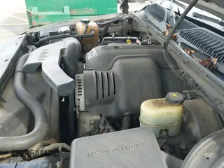 ✅ 2002 GMC Yukon Denali • VIN: 1GKEK63U52J120525 • Lot: 43296207. Listed on IAAI with 337,726 mi. Free auction sales archive from the USA and detailed vehicle history report at DreamBid. Image 13.