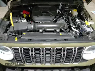 ✅ 2026 Jeep Wrangler Sahara • VIN: 1C4PJXEN3TW178074 • Lot: 93875965. Wystawiony na Copart z przebiegiem 597 mil. Bezpłatny archiwum sprzedaży aukcyjnych z USA i szczegółowy raport historii pojazdu na DreamBid. Zdjęcie 15.