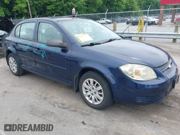 ✅ 2010 Chevrolet Cobalt LS • VIN: 1G1AB5F55A7134051 • Lot: 42480062. Wystawiony na IAAI z przebiegiem 142 081 mil. Bezpłatny archiwum sprzedaży aukcyjnych z USA i szczegółowy raport historii pojazdu na DreamBid. Zdjęcie 1.