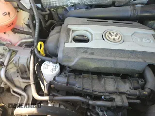 ✅ 2017 Volkswagen Tiguan S • VIN: WVGAV7AX8HK024164 • Lot: 82428075. Listed on Copart with 74,643 mi. Free auction sales archive from the USA and detailed vehicle history report at DreamBid. Image 17.