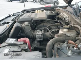 ✅ 2010 Ford Escape XLT • VIN: 1FMCU0DG9AKB18123 • Lot: 43590258. Wystawiony na IAAI z przebiegiem 204 498 mil. Bezpłatny archiwum sprzedaży aukcyjnych z USA i szczegółowy raport historii pojazdu na DreamBid. Zdjęcie 12.