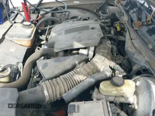 ✅ 2005 Ford Crown Victoria Standard • VIN: 2FAFP73W65X114422 • Lot: 41301890. Listed on IAAI with 209,199 mi. Free auction sales archive from the USA and detailed vehicle history report at DreamBid. Image 13.