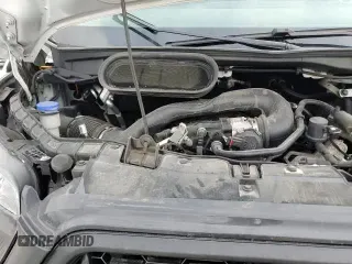 ✅ 2022 Ford Transit Cargo • VIN: 1FTBR1X88NKA23330 • Lot: 90492705. Wystawiony na Copart z przebiegiem 91 408 mil. Bezpłatny archiwum sprzedaży aukcyjnych z USA i szczegółowy raport historii pojazdu na DreamBid. Zdjęcie 14.