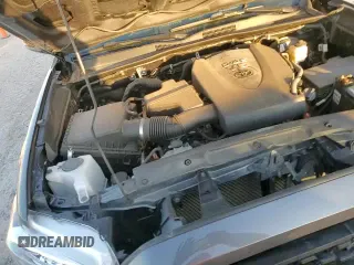 2022 Toyota Tacoma SR5 z VIN 3TMAZ5CN7NM178216, wystawiony jako Copart lot #91320695 z przebiegiem 51 289 mil mil oraz Czysty tytuł • Clean title. Historia ofert i sprzedaży dostępna na DreamBid. Obrazek 13.