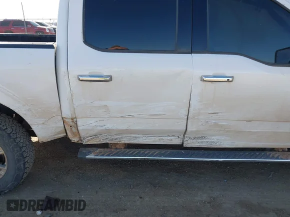 ✅ 2022 Ford F-150 Lariat • VIN: 1FTFW1E85NKE39865 • Lot: 43662656. Wystawiony na IAAI z przebiegiem 186 091 mil. Bezpłatny archiwum sprzedaży aukcyjnych z USA i szczegółowy raport historii pojazdu na DreamBid. Zdjęcie 6.