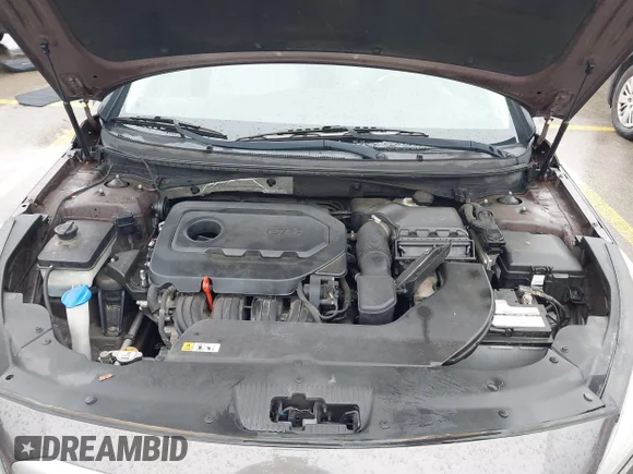 ✅ 2015 Hyundai Sonata SE • VIN: 5NPE24AF4FH146228 • Lot: 44999209. Wystawiony na IAAI z przebiegiem 137 611 mil. Bezpłatny archiwum sprzedaży aukcyjnych z USA i szczegółowy raport historii pojazdu na DreamBid. Zdjęcie 10.