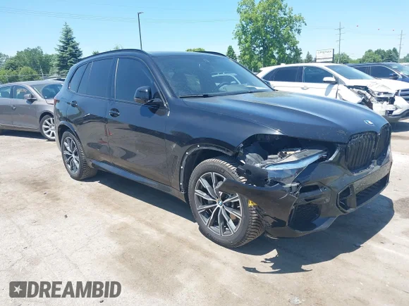 ✅ 2021 BMW X5 xDrive40i • VIN: 5UXCR6C08M9F53760 • Лот: 45269494. Опубліковано раніше на IAAI з пробігом 55 440 миль. Безкоштовний доступ до архіву аукціонних продажів зі США та докладний звіт про історію автомобіля на DreamBid. Зображення 1.