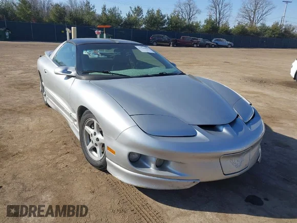✅ 1998 Pontiac Firebird Firebird • VIN: 2G2FS22K2W2211663 • Лот: 41790845. Опубликован ранее на IAAI с пробегом 237 098 миль. Бесплатный доступ к архиву аукционных продаж из США и подробный отчёт об истории автомобиля на DreamBid. Изображение 1.