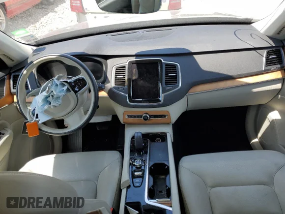 ✅ 2021 Volvo XC90 Inscription Expression • VIN: YV4BR0CK3M1738934 • Lot: 61330063. Wystawiony na Copart z przebiegiem 48 149 mil. Bezpłatny archiwum sprzedaży aukcyjnych z USA i szczegółowy raport historii pojazdu na DreamBid. Zdjęcie 8.