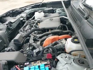 ✅ 2022 Toyota RAV4 Hybrid XLE Premium • VIN: 4T3B6RFV8NU102695 • Лот: 42385078. Опубликован ранее на IAAI с пробегом 35 614 миль. Бесплатный доступ к архиву аукционных продаж из США и подробный отчёт об истории автомобиля на DreamBid. Изображение 19.