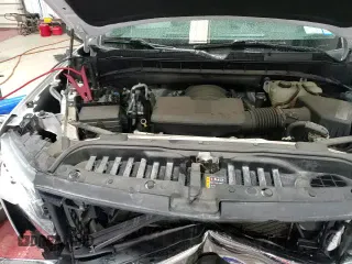 2019 Chevrolet Silverado 1500 LT with VIN 3GCUYDED0KG313738, listed as a Copart auction lot 90650425 with 41,147 mi miles and Salvage title. Bid and sale history available at DreamBid. Image 13.