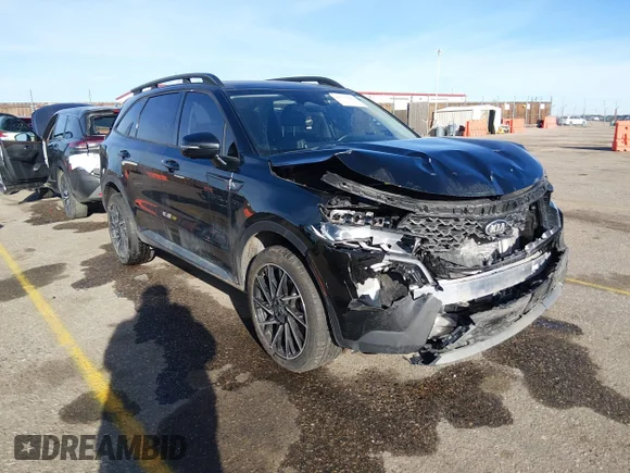✅ 2021 Kia Sorento SX • VIN: 5XYRKDLF9MG010647 • Lot: 44322167. Listed on IAAI with 45,332 mi. Free auction sales archive from the USA and detailed vehicle history report at DreamBid. Image 1.