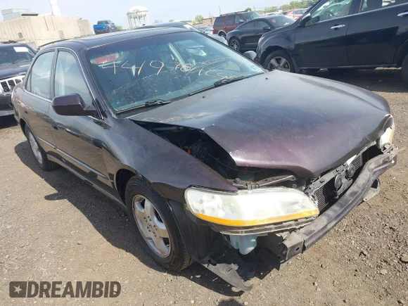 ✅ 1999 Honda Accord EX • VIN: 1HGCG1658XA061572 • Лот: 44978124. Опубликован ранее на IAAI с пробегом 93 617 миль. Бесплатный доступ к архиву аукционных продаж из США и подробный отчёт об истории автомобиля на DreamBid. Изображение 1.