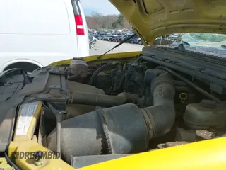 ✅ 2004 Ford F-250 XL • VIN: 1FTNX21L14EA07554 • Лот: 41827692. Опубликован ранее на IAAI с пробегом 236 072 миль. Бесплатный доступ к архиву аукционных продаж из США и подробный отчёт об истории автомобиля на DreamBid. Изображение 18.