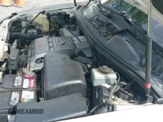 ✅ 2000 Lexus RX 300 • VIN: JT6GF10U2Y0047328 • Lot: 42439980. Listed on IAAI with 291,920 mi. Free auction sales archive from the USA and detailed vehicle history report at DreamBid. Image 19.