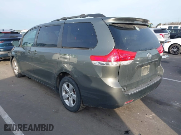 ✅ 2011 Toyota Sienna LE • VIN: 5TDKK3DC3BS078538 • Lot: 43907449. Wystawiony na IAAI z przebiegiem 270 063 mil. Bezpłatny archiwum sprzedaży aukcyjnych z USA i szczegółowy raport historii pojazdu na DreamBid. Zdjęcie 3.