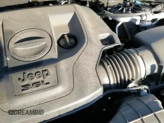 ✅ 2021 Jeep Grand Cherokee Overland • VIN: 1C4RJKDG8M8177670 • Lot: 81813715. Wystawiony na Copart z przebiegiem 45 060 mil. Bezpłatny archiwum sprzedaży aukcyjnych z USA i szczegółowy raport historii pojazdu na DreamBid. Zdjęcie 14.