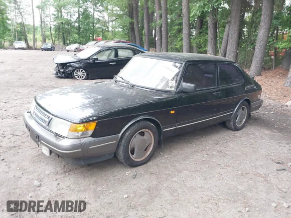 ✅ 1993 Saab 900 • VIN: YS3AL35T6P2017411 • Лот: 42240663. Опубликован ранее на IAAI с пробегом 282 339 миль. Бесплатный доступ к архиву аукционных продаж из США и подробный отчёт об истории автомобиля на DreamBid. Изображение 2.