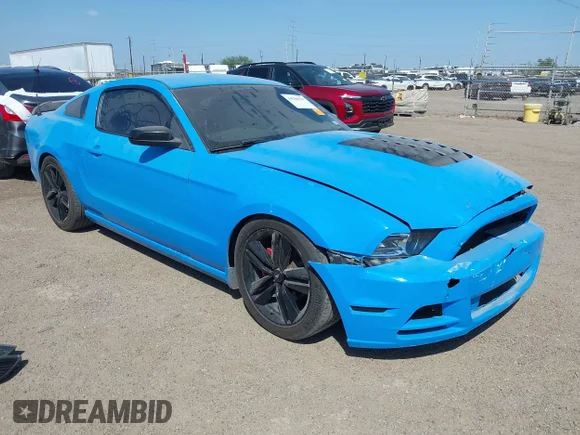✅ 2013 Ford Mustang V6 • VIN: 1ZVBP8AM1D5254889 • Lot: 44780794. Listed on IAAI with 192,517 mi. Free auction sales archive from the USA and detailed vehicle history report at DreamBid. Image 1.
