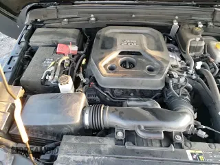 ✅ 2020 Jeep Wrangler Unlimited Sport S • VIN: 1C4HJXDN4LW148118 • Лот: 71780725. Опубликован ранее на Copart с пробегом 100 561 миль. Бесплатный доступ к архиву аукционных продаж из США и подробный отчёт об истории автомобиля на DreamBid. Изображение 16.