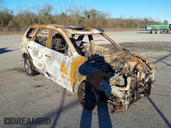 ✅ 2015 Nissan Pathfinder SV • VIN: 5N1AR2MN4FC652084 • Lot: 44011675. Listed on IAAI with Not provided. Free auction sales archive from the USA and detailed vehicle history report at DreamBid. Image 1.