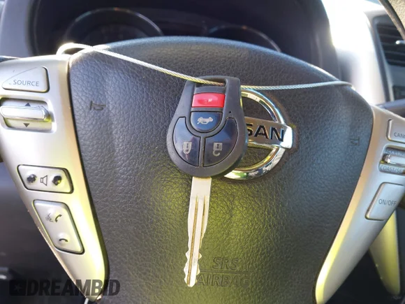 ✅ 2018 Nissan Versa S Plus • VIN: 3N1CN7AP3JL811320 • Lot: 44044714. Wystawiony na IAAI z przebiegiem 234 898 mil. Bezpłatny archiwum sprzedaży aukcyjnych z USA i szczegółowy raport historii pojazdu na DreamBid. Zdjęcie 11.