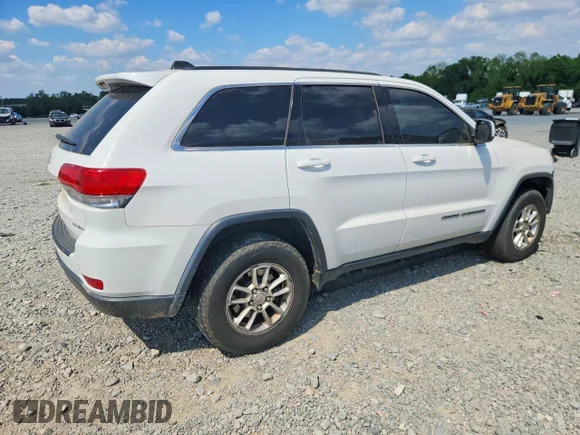 ✅ 2018 Jeep Grand Cherokee Altitude • VIN: 1C4RJFAG7JC316112 • Lot: 50315006. Wystawiony na Copart z przebiegiem 136 771 mil. Bezpłatny archiwum sprzedaży aukcyjnych z USA i szczegółowy raport historii pojazdu na DreamBid. Zdjęcie 3.