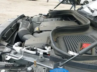 ✅ 2023 Mercedes-Benz GLE 350 • VIN: 4JGFB4KB1PA923727 • Lot: 42351593. Wystawiony na IAAI z przebiegiem 32 584 mil. Bezpłatny archiwum sprzedaży aukcyjnych z USA i szczegółowy raport historii pojazdu na DreamBid. Zdjęcie 19.